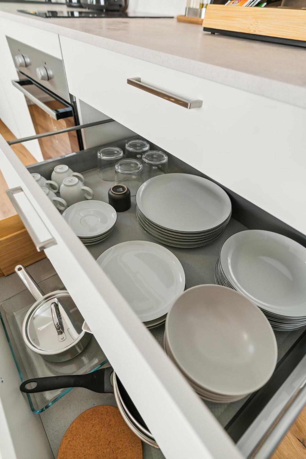 Deluxe Apartment In Bielefeld City Mit Parkplatz Und Balkon Екстериор снимка