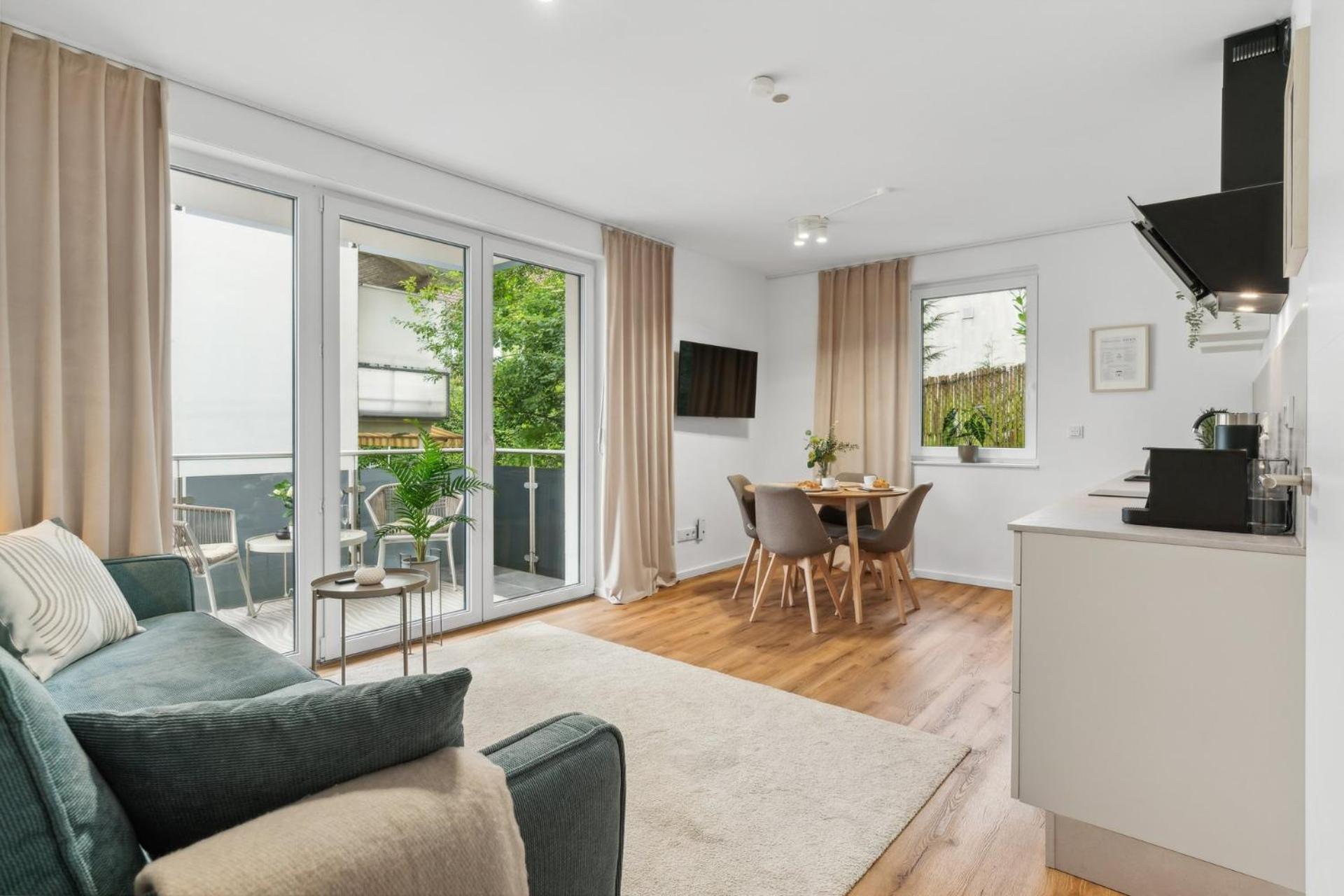 Deluxe Apartment In Bielefeld City Mit Parkplatz Und Balkon Екстериор снимка