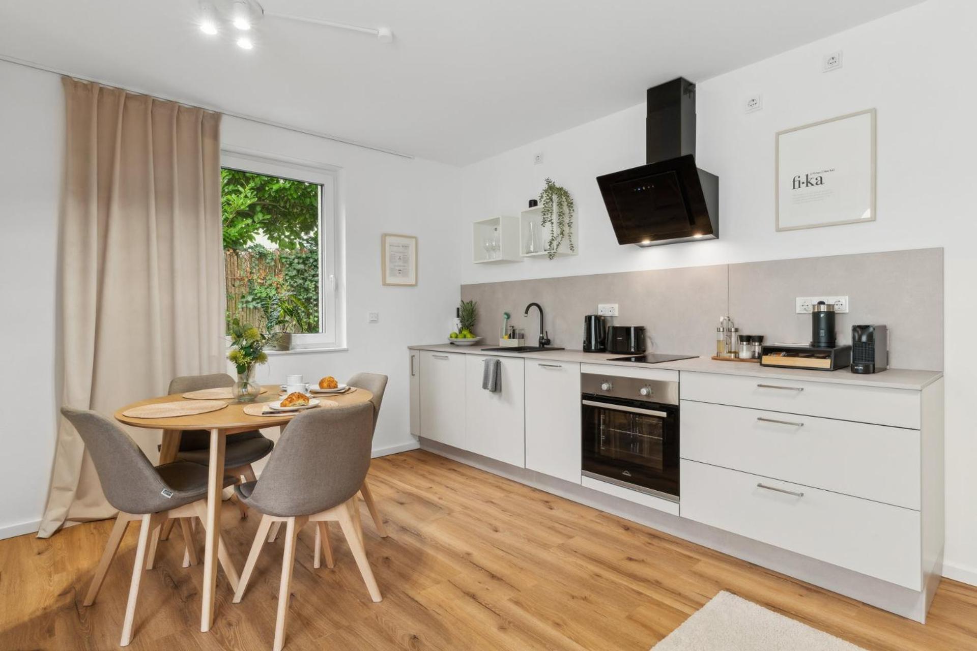 Deluxe Apartment In Bielefeld City Mit Parkplatz Und Balkon Екстериор снимка